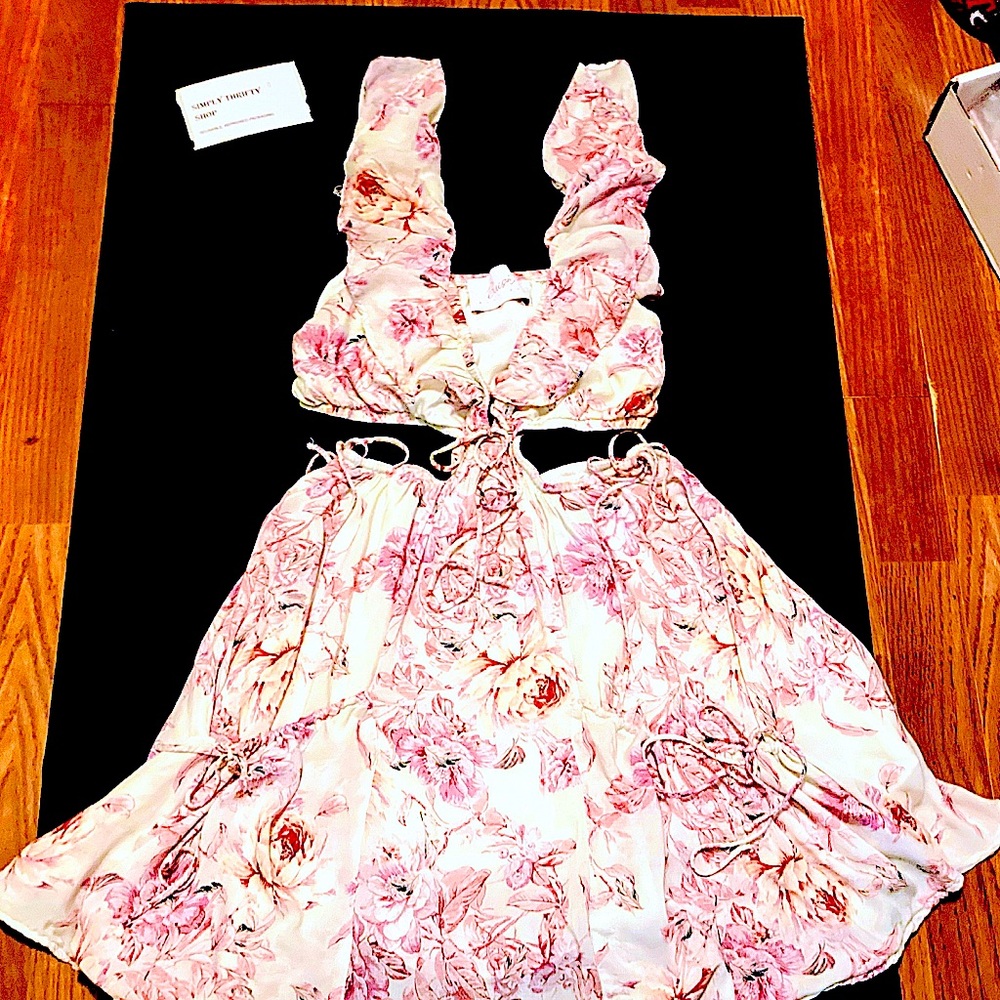 Vintage summer dress super cute !!SOLD out